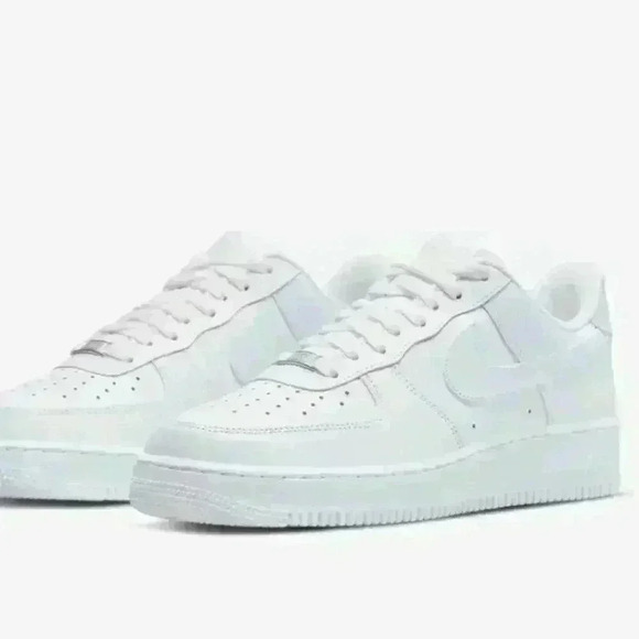 BRAND NEW IN BOX Nike Air Force 1 Low White '07 CW2288-111 Size  12 - Picture 2 of 8